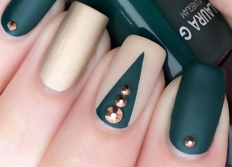 50 Lovely Chrismas Nail Art You Need to 50