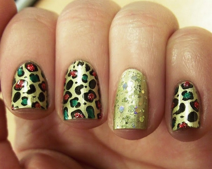 50 Lovely Chrismas Nail Art You Need to 54