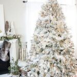 70 Catchy Silver and Gold Christmas Trees Decor You Need to See 30