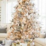 70 Catchy Silver and Gold Christmas Trees Decor You Need to See 40