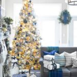 70 Catchy Silver and Gold Christmas Trees Decor You Need to See 52