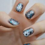 25 Fun Winter Nail Design Ideas 04