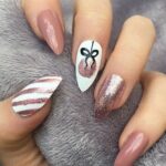 25 Fun Winter Nail Design Ideas 27