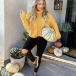 60 Adorable Yellow Outfit for Winter 17