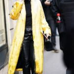 60 Adorable Yellow Outfit for Winter 25