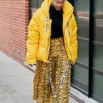 60 Adorable Yellow Outfit for Winter 36