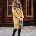 60 Adorable Yellow Outfit for Winter 52