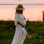 80 Outdoor Maternity Photoshoot Ideas 18
