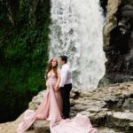 80 Outdoor Maternity Photoshoot Ideas 51