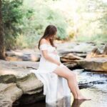 80 Outdoor Maternity Photoshoot Ideas 71