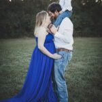 80 Outdoor Maternity Photoshoot Ideas 79