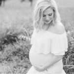 80 Outdoor Maternity Photoshoot Ideas 85