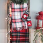 How Stunning Rustic Christmas Decorations Ideas 07