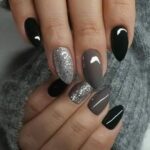 47 Simple Nail Art Design for This Winter Season Inspiration 1