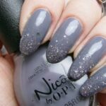 47 Simple Nail Art Design for This Winter Season Inspiration 35