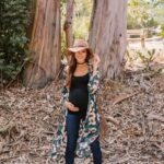 50 Comfy Jeans Outfits For Pregnant Women Ideas 17