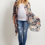 50 Comfy Jeans Outfits For Pregnant Women Ideas 30