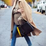 50 Comfy Jeans Outfits For Pregnant Women Ideas 37