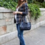 50 Comfy Jeans Outfits For Pregnant Women Ideas 38