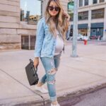 50 Comfy Jeans Outfits For Pregnant Women Ideas 52