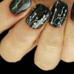 50 Cute and Festive Christmas Nail Design You Should to See 03