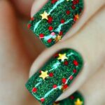 50 Cute and Festive Christmas Nail Design You Should to See 06
