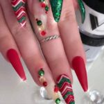 50 Cute and Festive Christmas Nail Design You Should to See 21