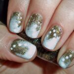 50 Cute and Festive Christmas Nail Design You Should to See 40