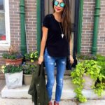 50 Modern Look Jeans and Red Shoes Outfit Ideas 06