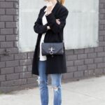 50 Modern Look Jeans and Red Shoes Outfit Ideas 48