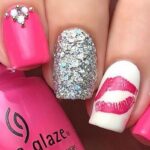 50 Nail Art Ideas for Valentines Day You Need to See 02
