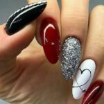 50 Nail Art Ideas for Valentines Day You Need to See 31