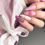 50 Nail Art Ideas for Valentines Day You Need to See 42