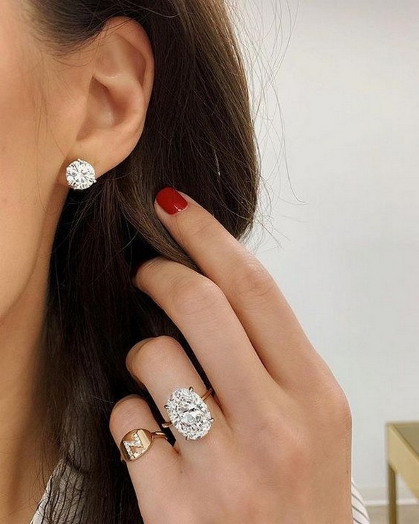 50 Stud Earring for Wedding Brides Ideas 01