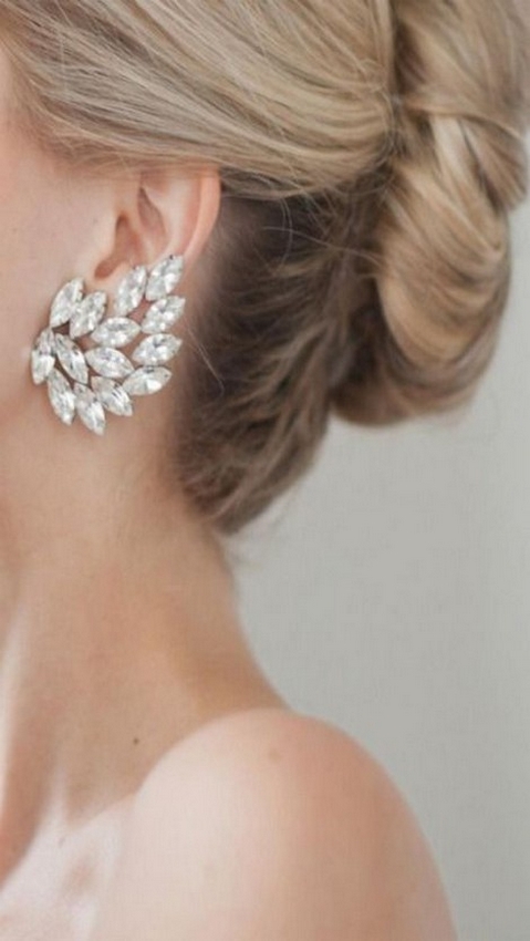 50 Stud Earring for Wedding Brides Ideas 04