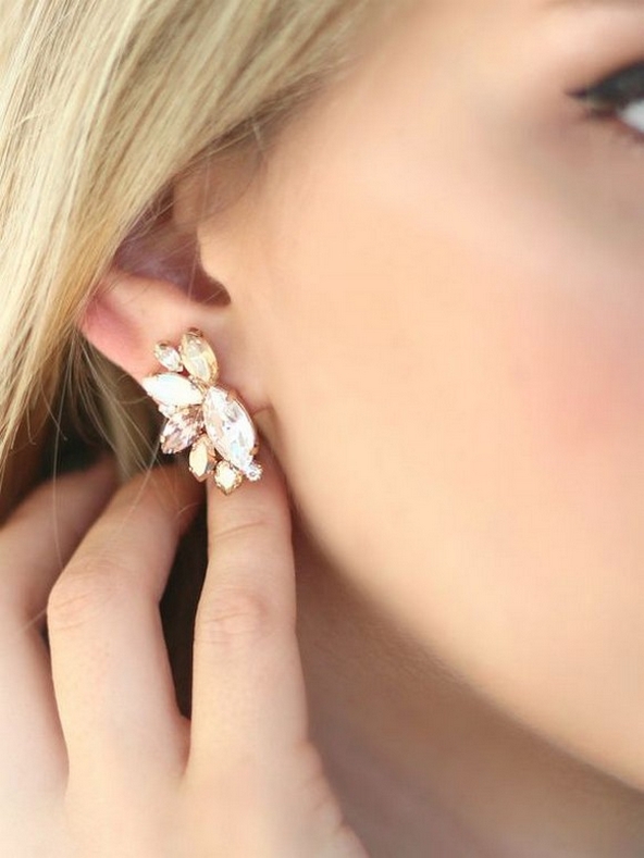 50 Stud Earring for Wedding Brides Ideas 05