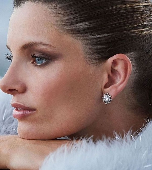 50 Stud Earring for Wedding Brides Ideas 16