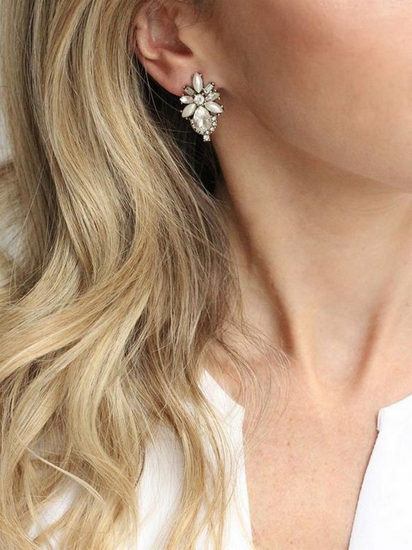 50 Stud Earring for Wedding Brides Ideas 19