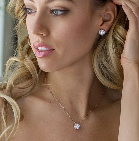 50 Stud Earring for Wedding Brides Ideas 31