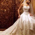 60 Gold Glam Wedding Dresses Inspiration 03