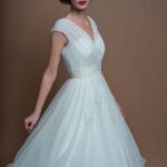 60 Simple Vintage Wedding Dress Ideas 33