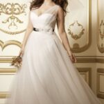 70 Elegant Ball Gown Wedding Dresses For Plus Size 17