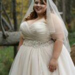 70 Elegant Ball Gown Wedding Dresses For Plus Size 38