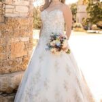 70 Elegant Ball Gown Wedding Dresses For Plus Size 51