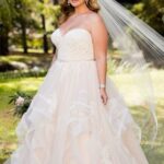 70 Elegant Ball Gown Wedding Dresses For Plus Size 73