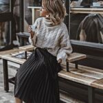 75 How to Wear Sweater for Working Women 01