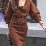 75 How to Wear Sweater for Working Women 15