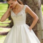 80 Inspiring Beautiful Sequin Bridal Gown 31