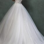 80 Inspiring Beautiful Sequin Bridal Gown 39