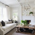 40 Comfy and Luxurious Living Room You Need to See 43